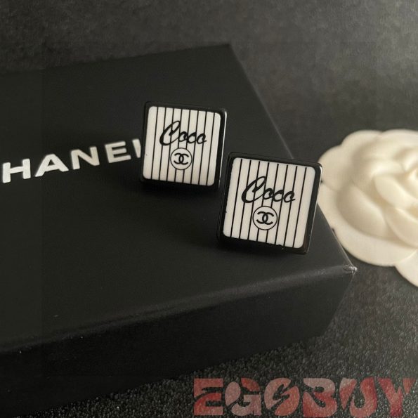 Chanel 香奈儿 经典双C耳钉