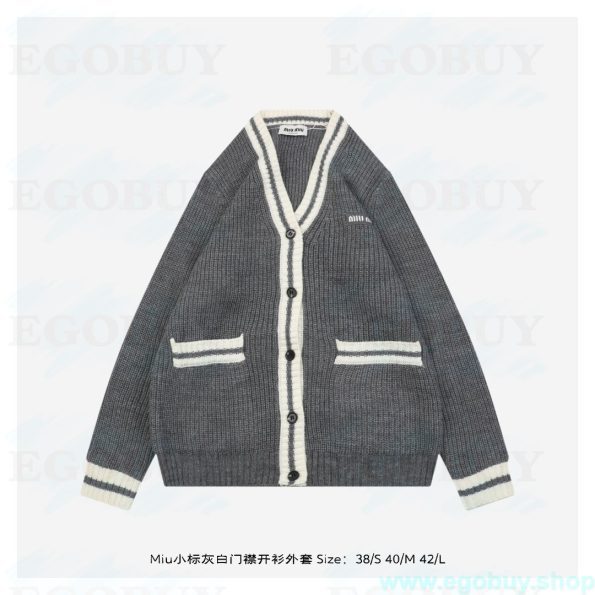 Miu Miu 25Fw Miu小标灰白门襟开衫外套
